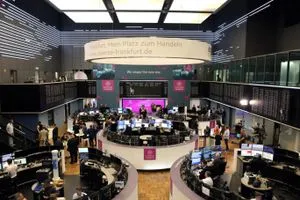 الأسواق الأوروبية تستقر في المنطقة الخضراء