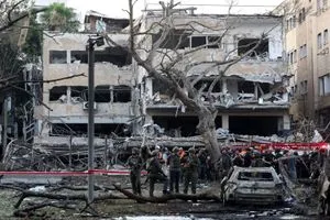 إيران تتوعد بشن ضربات أشد تدميرا ضد أهداف حيوية في إسرائيل
