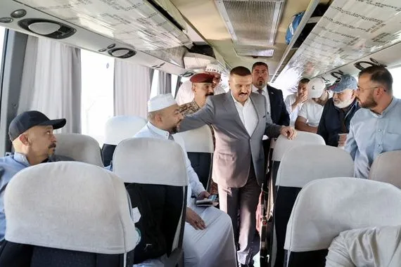 العراق يعلن المباشرة بتفويج الحجاج الإيرانيين من عرعر إلى المنافذ الحدودية مع إيران