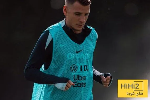 أتلتيكو مدريد مهتم بضم لاعب برشلونة السابق
