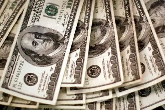 الدولار يرتفع بظل توتر الأوضاع في الشرق الأوسط