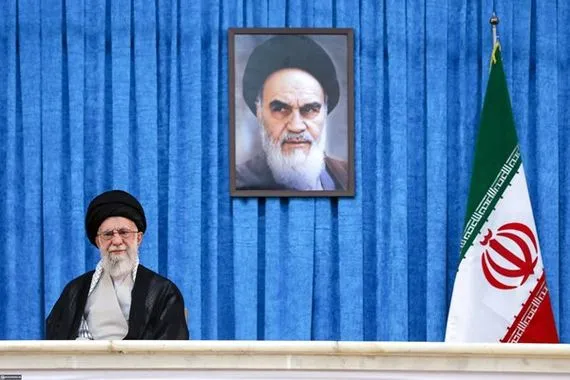 السيد الخامنئي الكيان الصهيوني ارتكب خطأً فادحاً وسيلقى جزاء عمله