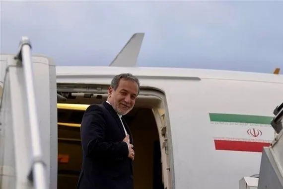 ايران تنفي ارسال وفد تفاوضي الى عمان