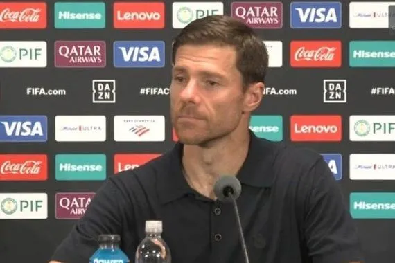 هل ألونسو محبط من أداء الريال أمام الهلال