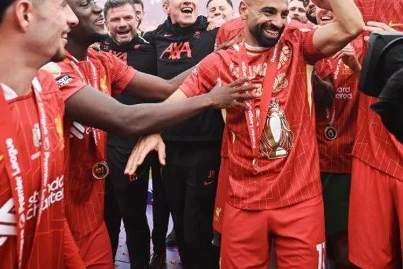 محمد صلاح يحلم بالكرة الذهبية