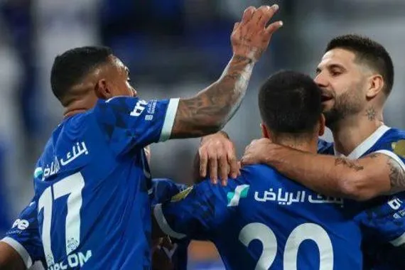 إشادة بتركيبة الهلال الحالية رغم قلة التعاقدات
