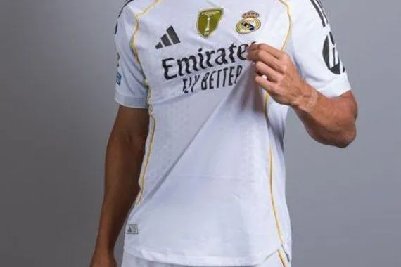 ريال مدريد يسجل الهدف الأول أمام الهلال