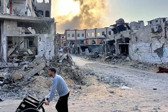 تقرير بريطاني إسرائيل حولت رغيف الخبز الى سلاح للقتل في غزة