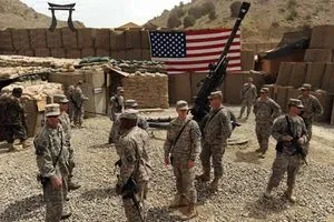 تقرير يكشف حجم القوات والمعدات العسكرية الامريكية المنقولة الى الشرق الأوسط