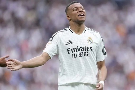 ريال مدريد يعلن نقل مبابي إلى المستشفى شفق نيوز