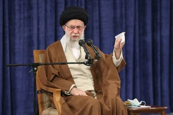 قائد الثورة الاسلامية العدو الصهيوني يُعاقب انه يُعاقب الان قناة العالم الاخبارية