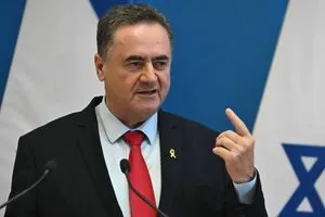 كاتس يهدد بالقضاء على حزب الله وخامنئي يرد العدو يُعاقب الآن شفق نيوز