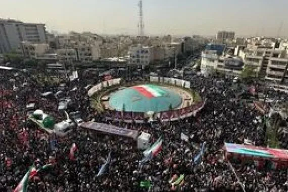 في مراسم تشييع مليونية الشعب الايراني يبايع الشهداء قناة العالم الاخبارية