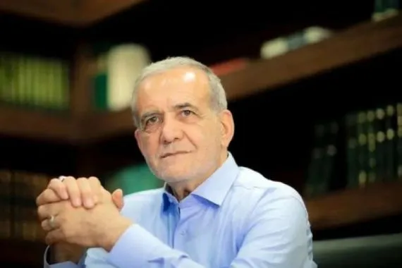 الرئيس الايراني مستعدون لبدء فصل جديد في العلاقات مع الجيران قناة العالم الاخبارية