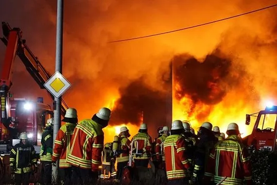إجلاء أكثر من 50 ألف شخص في تركيا بسبب حرائق الغابات