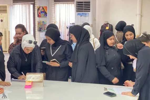 100 طالب وطالبة يباشرون برنامج التدريب الصيفي في دار الأزياء العراقية وكالة الانباء العراقية واع