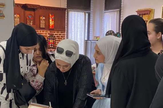 الأزياء العراقية تطلق برنامجا صيفيا لـ 100 موهبة شبابية
