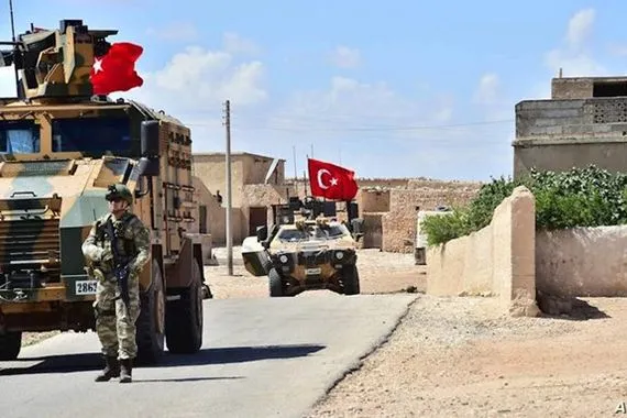 أبو رغيف القواعد التركية تتمدد رغم حل حزب العمال وتخليه عن السلاح