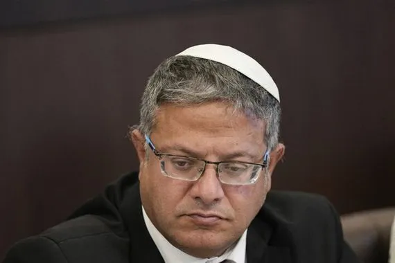 وزير إسرائيلي يدعو الى احتلال غزة بشكل كامل