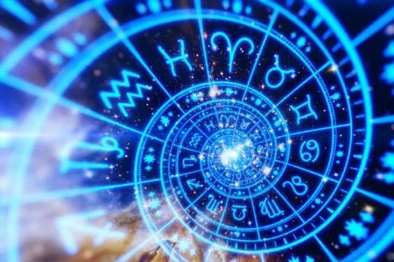 انفراجات عاطفية مقابل صدمات عالمية توقعات الأسبوع الأكثر سخونة في تموز 2025