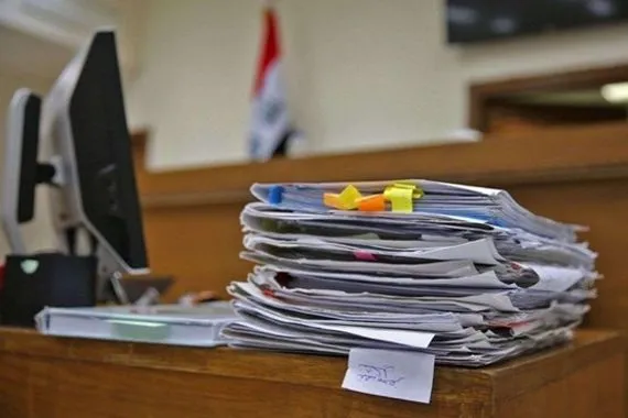 الفساد يهدر المال العام نائب يفتح ملف المشاريع الباهظة في المحافظات