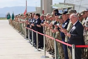 بالصور تركيا تنشر صور استقبال جثامين قتلاها العسكريين في العراق