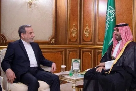 لقاء بين عراقجي وبن سلمان ه ذا ما دار بينهما قناة العالم الاخبارية