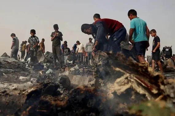 الولايات المتحدة تمول حمام الدم في مراكز الإغاثة في غزة