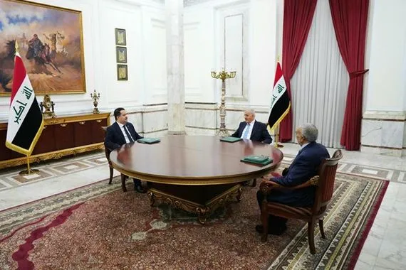 اجتماع الرئاسات الثلاث يطالب البرلمان بإعادة تشريع قانون التصديق على اتفاقية خور عبد الله