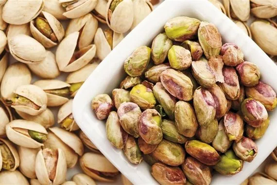 دراسة الفستق بديل غذائي ذكي ليلاً