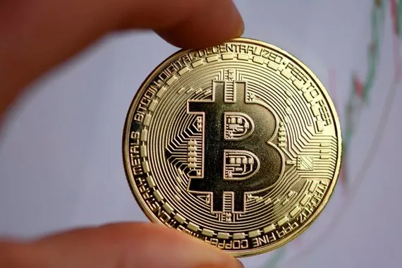 البيتكوين ترتفع فوق 108 8 ألف دولار