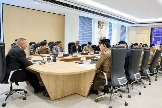 وزير الداخلية يؤكد ضرورة الاستمرار بتطبيق مشروع نظام الأمن المناطقي