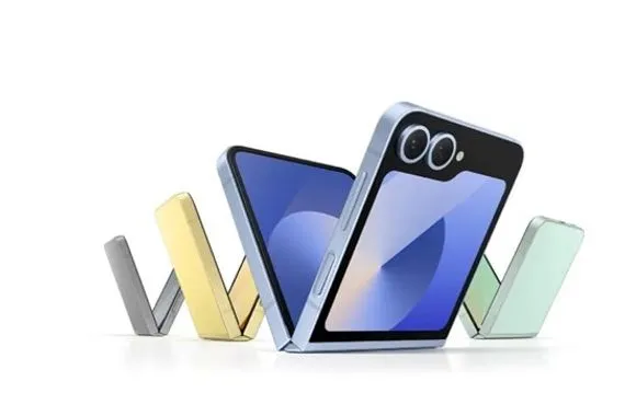 سامسونج تكشف عن أول هاتف قابل للطي من فئة FE Galaxy Z Flip 7 FE
