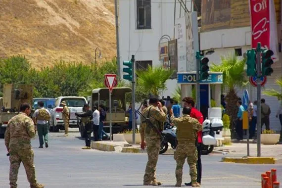 فوضى مسلحة في أربيل تكشف زيف أمن الإقليم وبارزاني في مواجهة العشائر الغاضبة