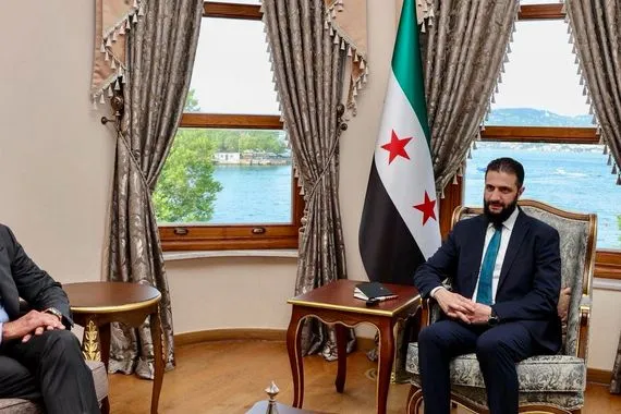 لقاء ثلاثي مرتقب بين باراك والشرع وعبدي لدمج قسد في الدولة السورية شفق نيوز