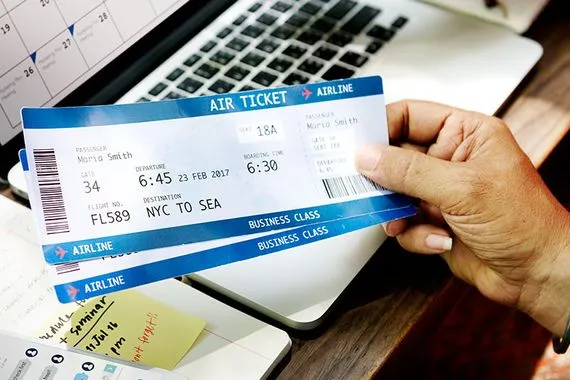 طيران الإمارات تخطط لقبول العملات المشفرة وسيلة لدفع تذاكرها