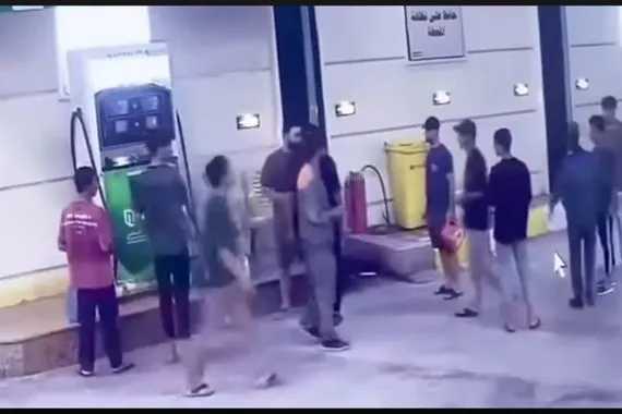 بوزرچي يقتل شخصاً داخل محطة وقود في منطقة الحسينية فيديو