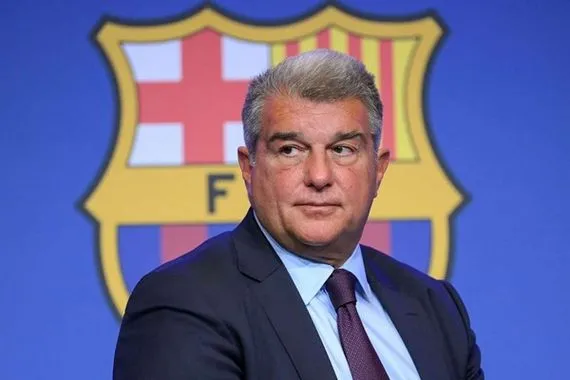 برشلونة يقترب من الهاوية دون حلول للأزمة المالية