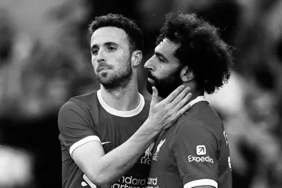 أول ظهور لمحمد صلاح مع عائلة الراحل ديوغو جوتا صور
