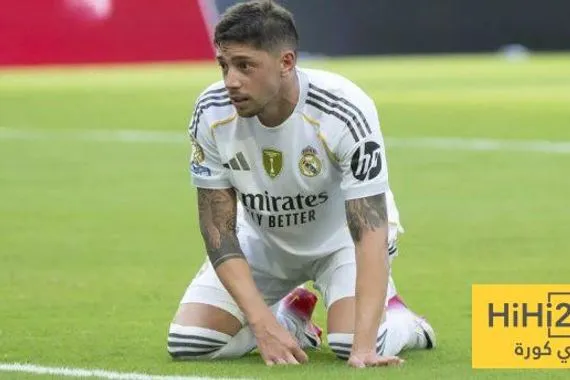 اكثر لاعب في تاريخ كرة القدم شارك في هذا الرقم من عددٍ الدقائق والمباريات