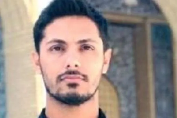 من يُجَرِّدُ الأمةَ من دِرعِها الأخير