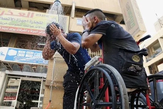 صيف العراق يشتعل درجات الحرارة تقترب من الغليان في مدن عدة شفق نيوز