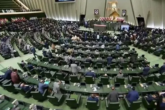 صمود إيراني بحبر التلاحم وأبواب مفتوحة على المواجهة والسلام فيديو قناة العالم الاخبارية