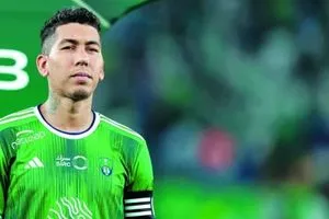 بعد اقترابه من السد أرقام فيرمينو مع الأهلي