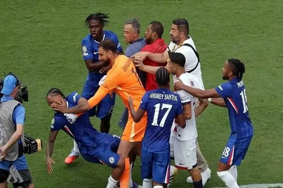 إنريكي يبرئ نفسه من الشغب في نهائي مونديال الأندية وكالة الانباء العراقية واع