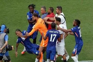 إنريكي يبرئ نفسه من الشغب في نهائي مونديال الأندية وكالة الانباء العراقية واع