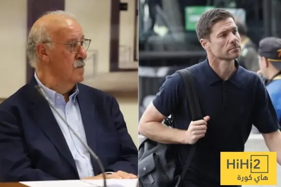 ديل بوسكي تشابي ألونسو يستحق فرصة تدريب ريال مدريد