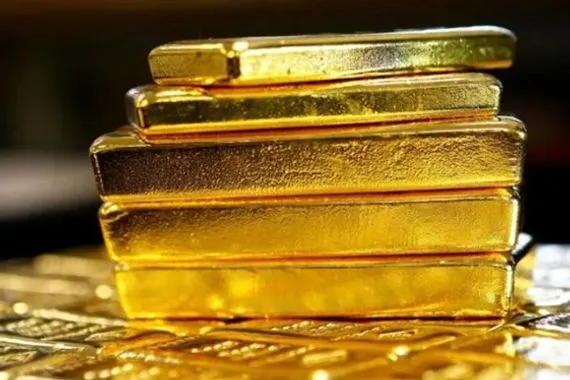 الذهب يرتفع مع التركيز على مفاوضات الرسوم الجمركية الأمريكية