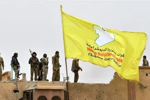 قسد تحشد قواتها في الرقة وسط توتر أمني ومخاوف من تصعيد مرتقب