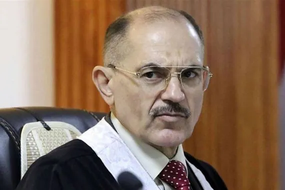 جاسم العميري يقيل رئيس البرلمان خارج نص المادة 52 من الدستور